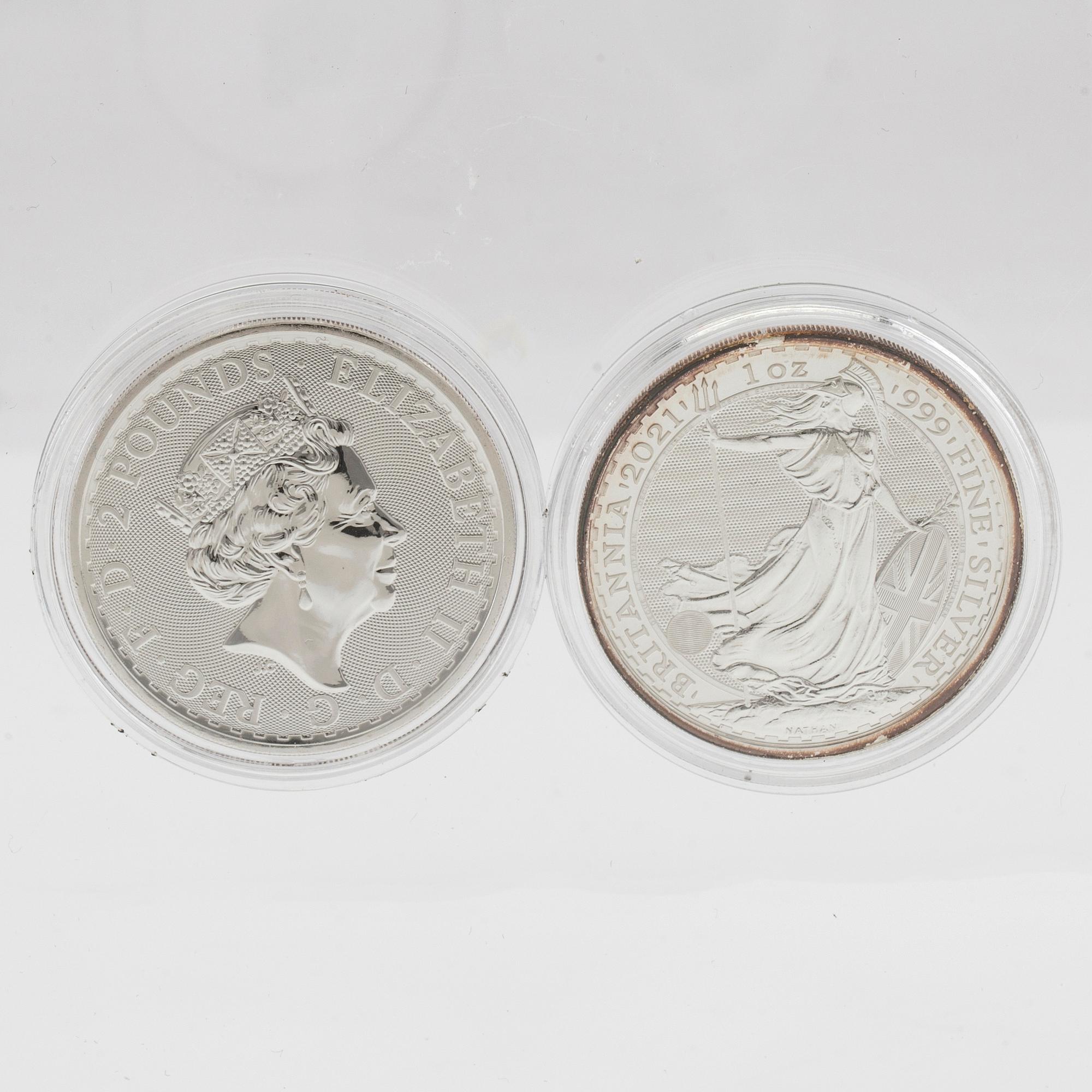 11 st 1oz mynt 999 silver.