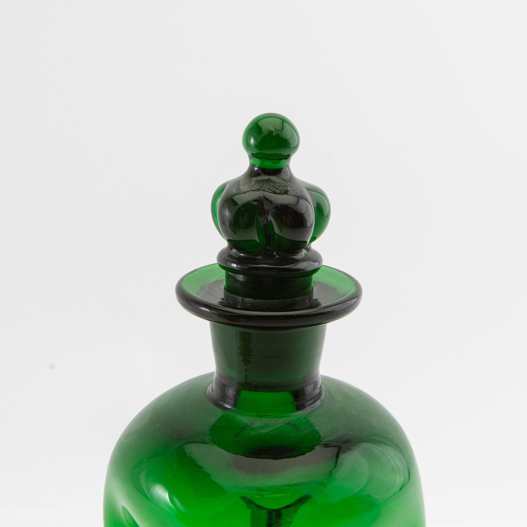 Wine glasses 11 pcs and a decanter, first half of the 20th century.
