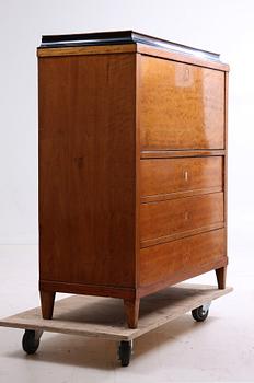 CHIFFONJÉ, 1800-tal.