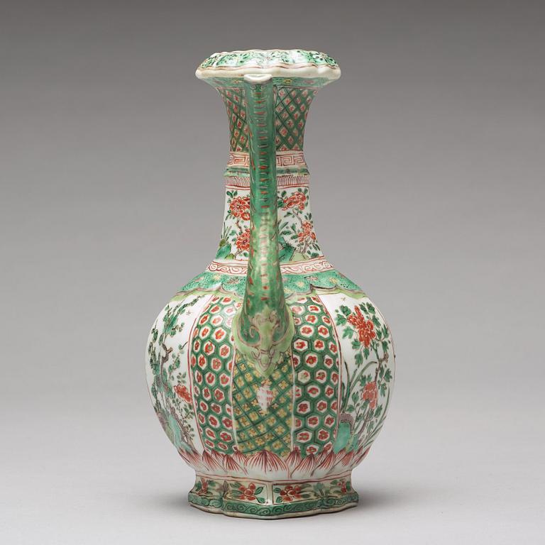 A famille verte kendi/ewer for the persian market, Qing dynasty, Kangxi (1662-1722).