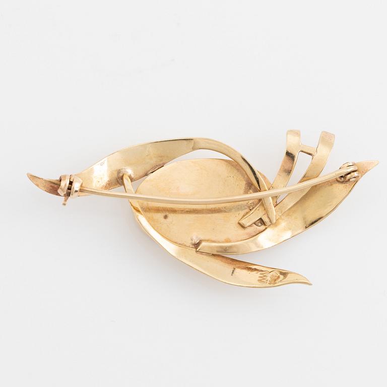 Gold and opal brooch.