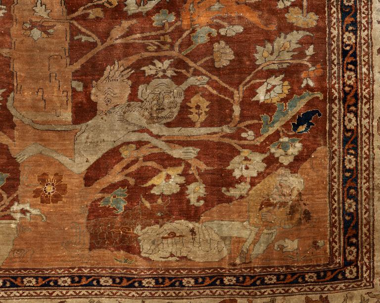 ANTIQUE SILK TABRIZ FIGURAL. 235 x 165 cm (as well as 1 cm stripe patterned flat woven edge at each end).