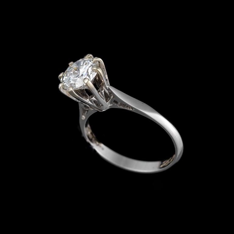 RING, 18K vitguld, diamant. Tammerfors 1978. Vikt ca 4,1 g.