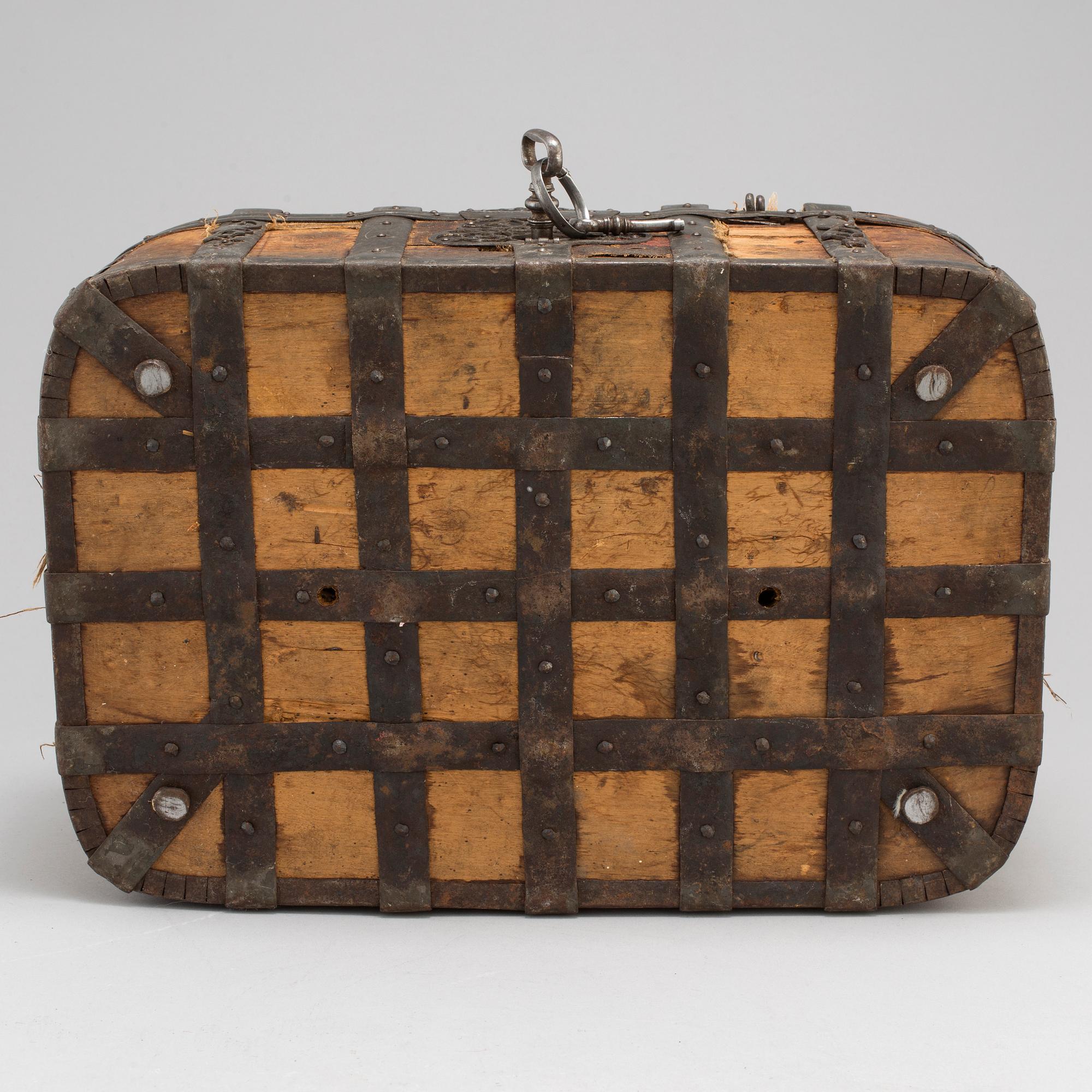 COFFER, 17th Century.