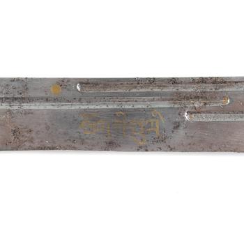 SVÄRD, 2 st, orientaliska, 1800-tal.