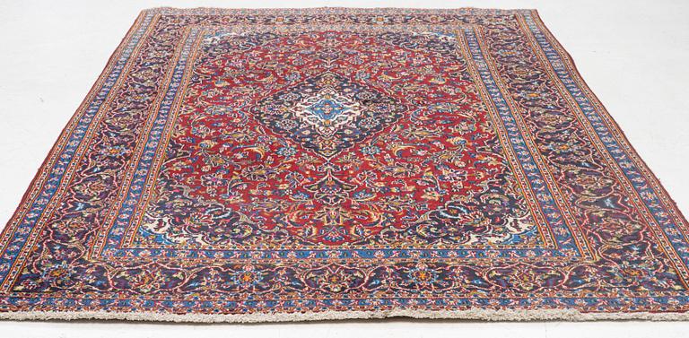 Carpet, Mashad, approx. 288 x 194 cm.