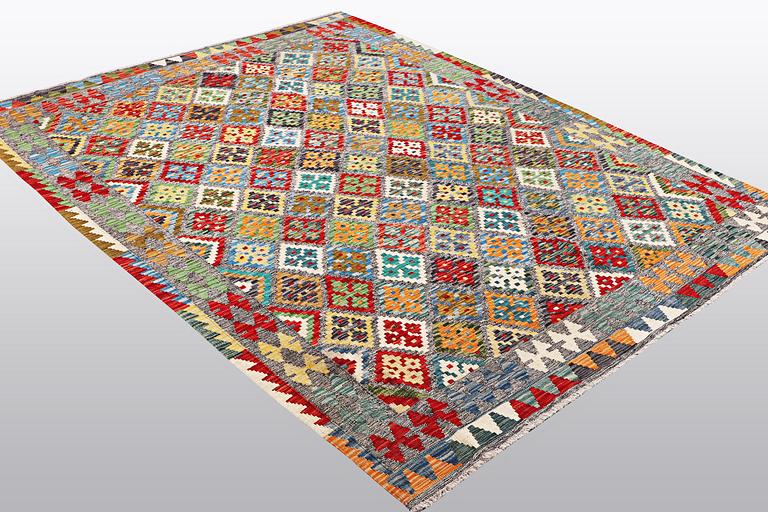 A capret, kilim, ca 242 x 174 cm.