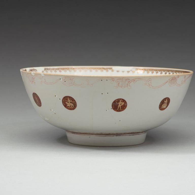BÅLSKÅL, kompaniporslin. Qingdynastin, 1700-talets första hälft.