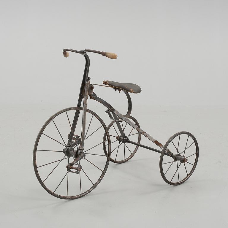 BARNCYKEL, kring sekelskiftet 1800/1900.