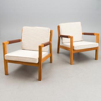 A Pair of Mid-Century Rialto Armchairs, manufacturer Puunveisto Oy - Träsnideri Ab, Finland.