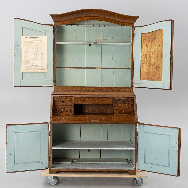 Skåp, allmoge, daterat 1816.