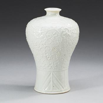 A  blanc de chine 'Meiping' vase, Qing dynasty with Qianlongs seal mark and period (1736-95).