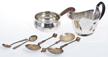 SÅSKÅLAR 2 st SAMT SKEDAR 5 st, silver, bla CC Hermann. Danmark 1900-tal.