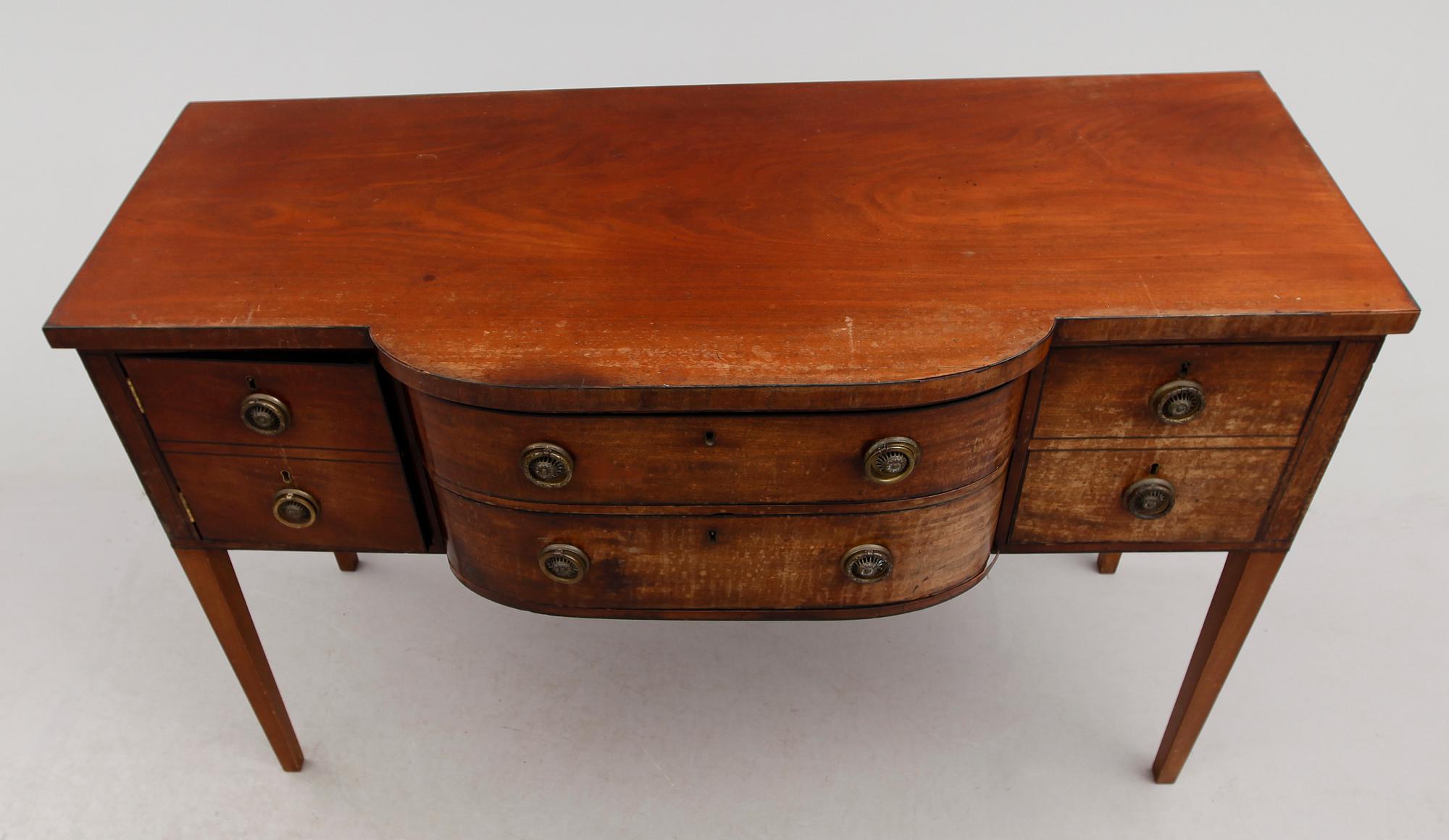 SIDEBOARD, England, 1800-talets första hälft.