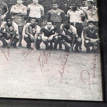 FOTOGRAFI MED AUTOGRAFER, Brasiliens landslag i fotboll, 1966.