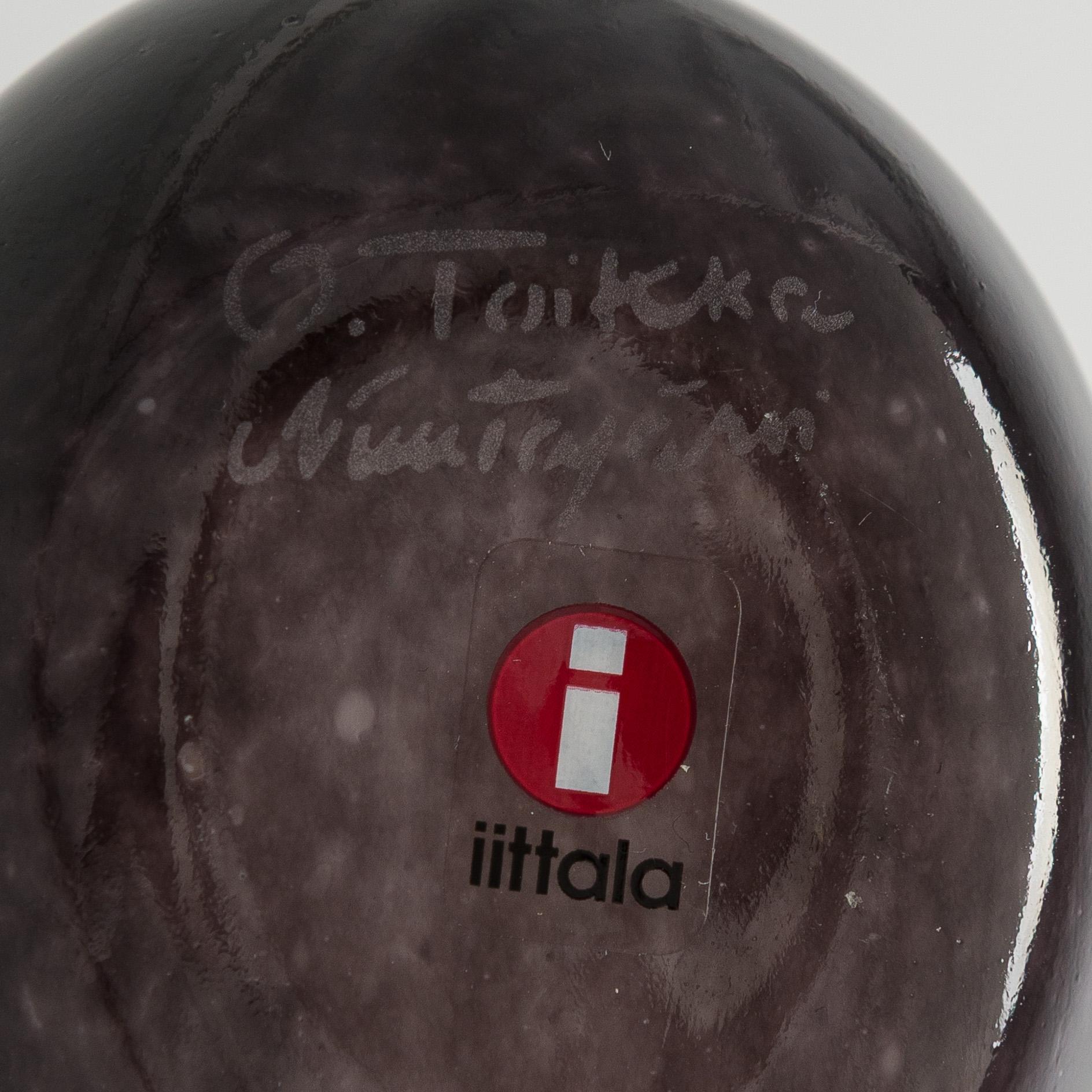 Oiva Toikka, glasfåglar, 4 st, signerade O. Toikka Nuutajärvi.