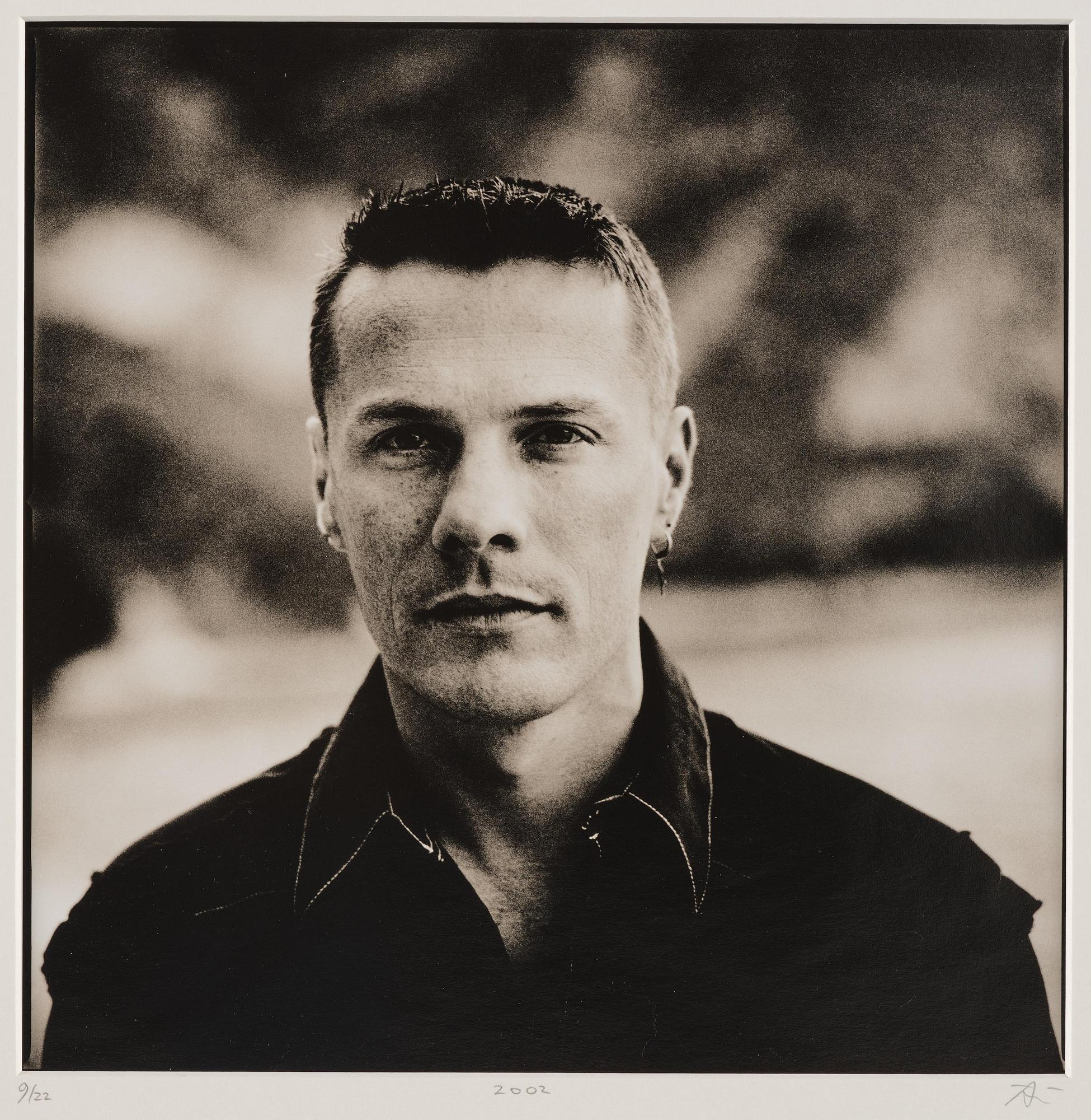 Anton Corbijn, "22:U2", 1982-2003.