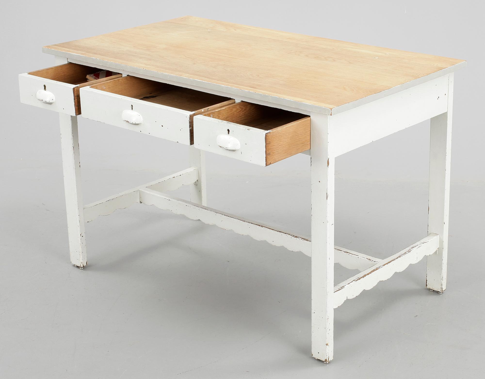 SKRIVBORD, 1900-talets första hälft.