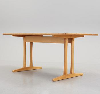 A SHAKER MODELL C18, dining table by Børge Mogensen.