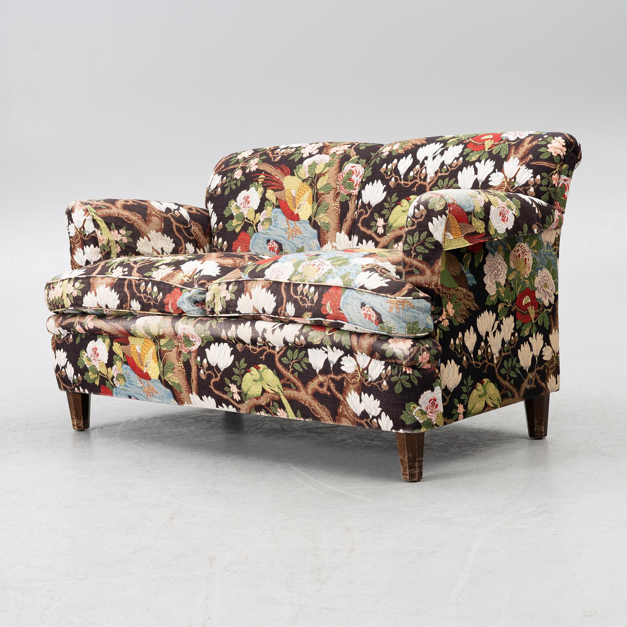 Josef Frank, sofa, model B 678, Svenskt Tenn, mid 20th century.