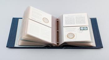 SAMLARMYNT, 36 st, sterlingsilver. Total vikt ca 1080 g.