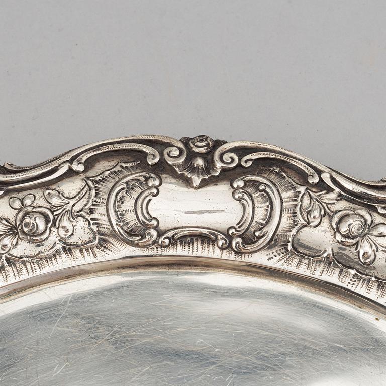A german rococo-style silver coffee- and tea set, Weinranck & Schmidt, Hanau, circa 1900.