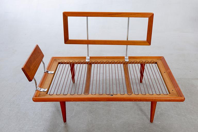 Peter Hvidt & Orla Mølgaard Nielsen,.