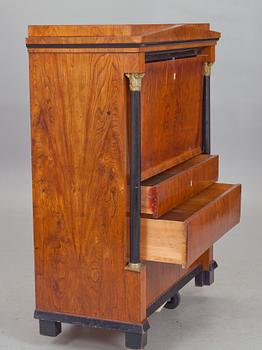 CHIFFONJÉ, empire, 1800-talets första hälft.