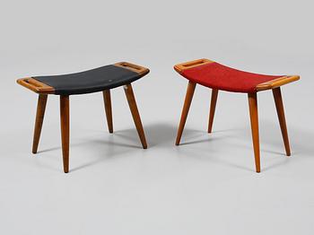 FOTPALLAR, ett par (jämför modell "AP 29", Hans J Wegner, AP-stolen), 1950-tal.