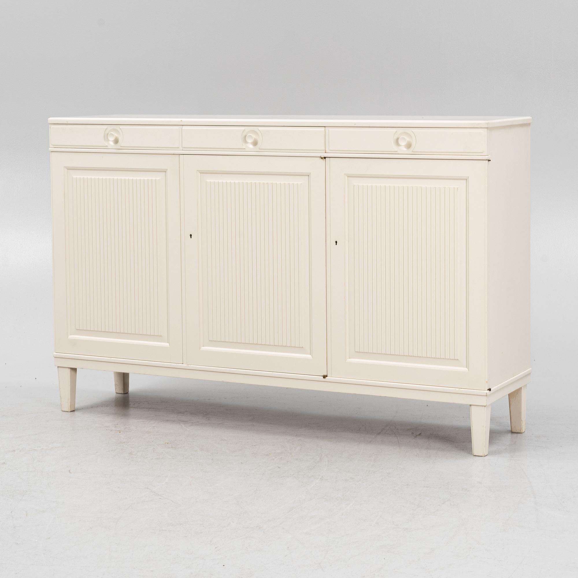 Carl Malmsten, sideboard, "Herrgården", Bodafors, daterad 1963.