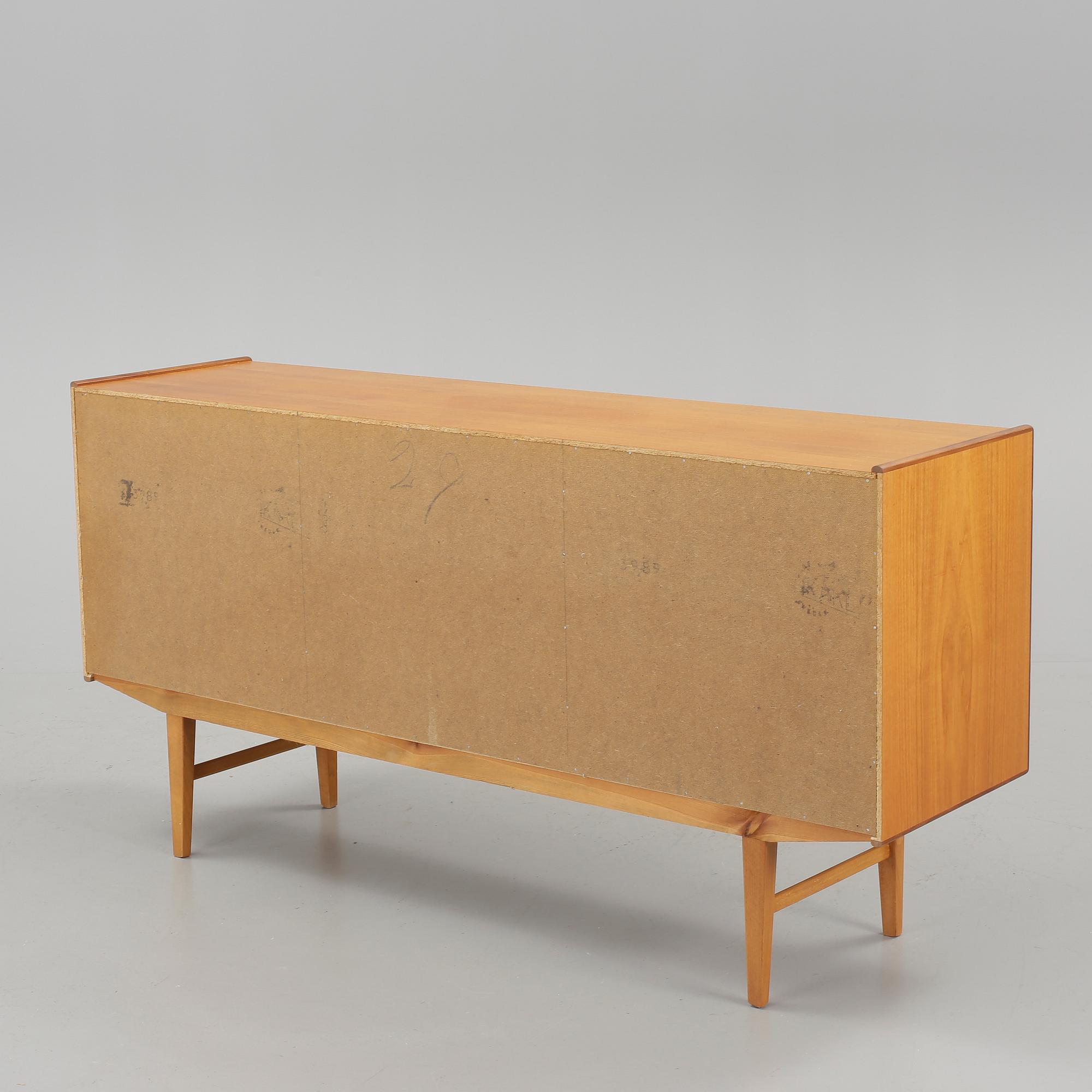 SIDEBOARD, 1960-tal.