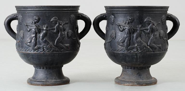 Ivar Johnsson, A pair of Ivar Johnsson cast iron jardinière, 'Diana', Näfveqvarns Bruk.