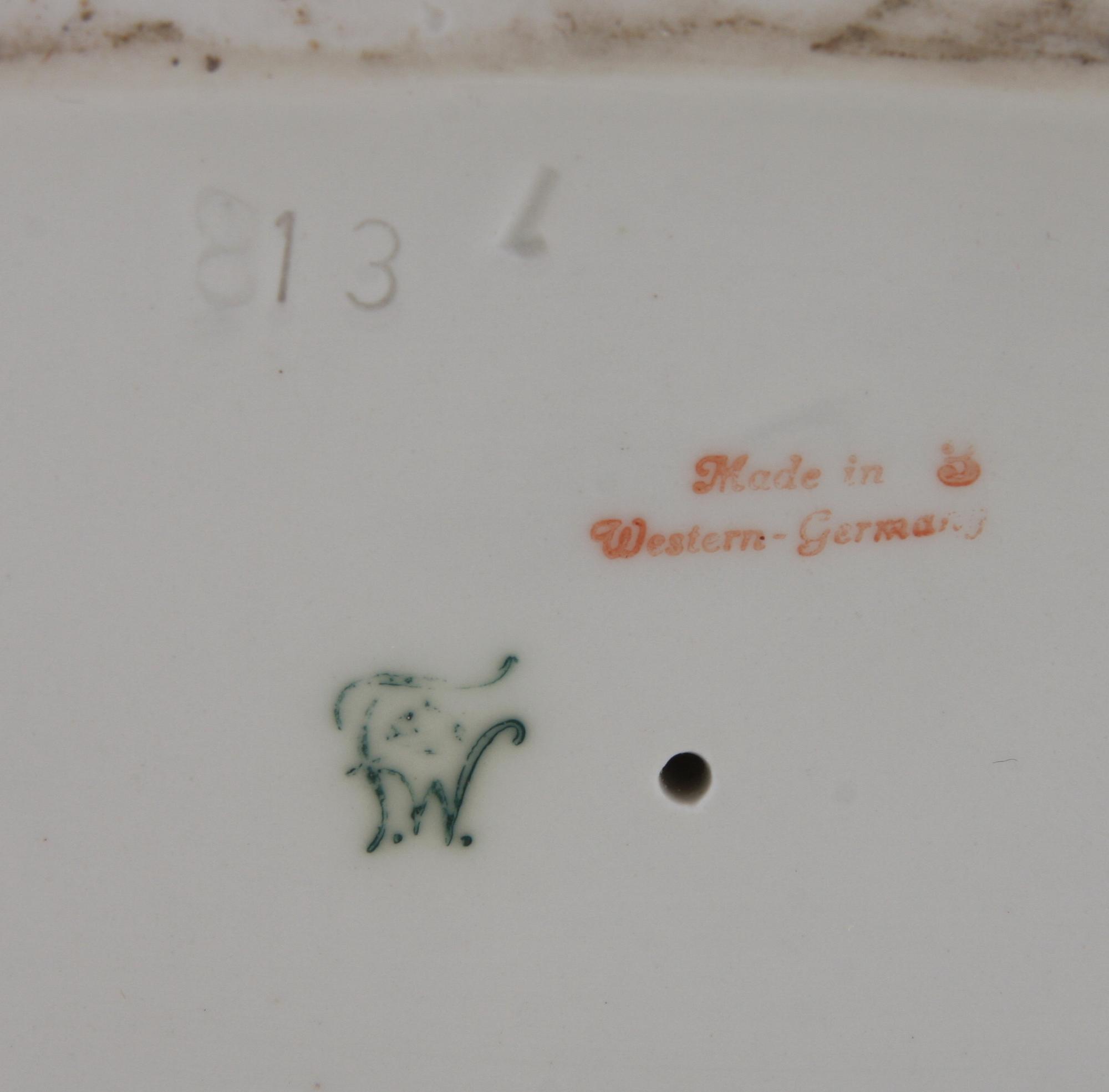 FIGURIN, porslin, Western Germany.
