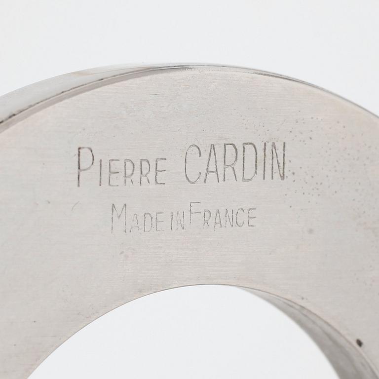 PIERRE CARDIN, collier.