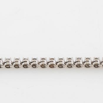 Tennisarmband av 18K vitguld med runda briljantslipade diamanter 3,50 ct totalt, R.Jacot Zermatt Schweiz.