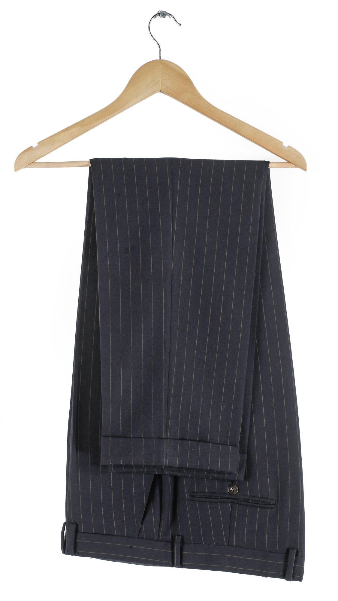 KOSTYM, Etro.