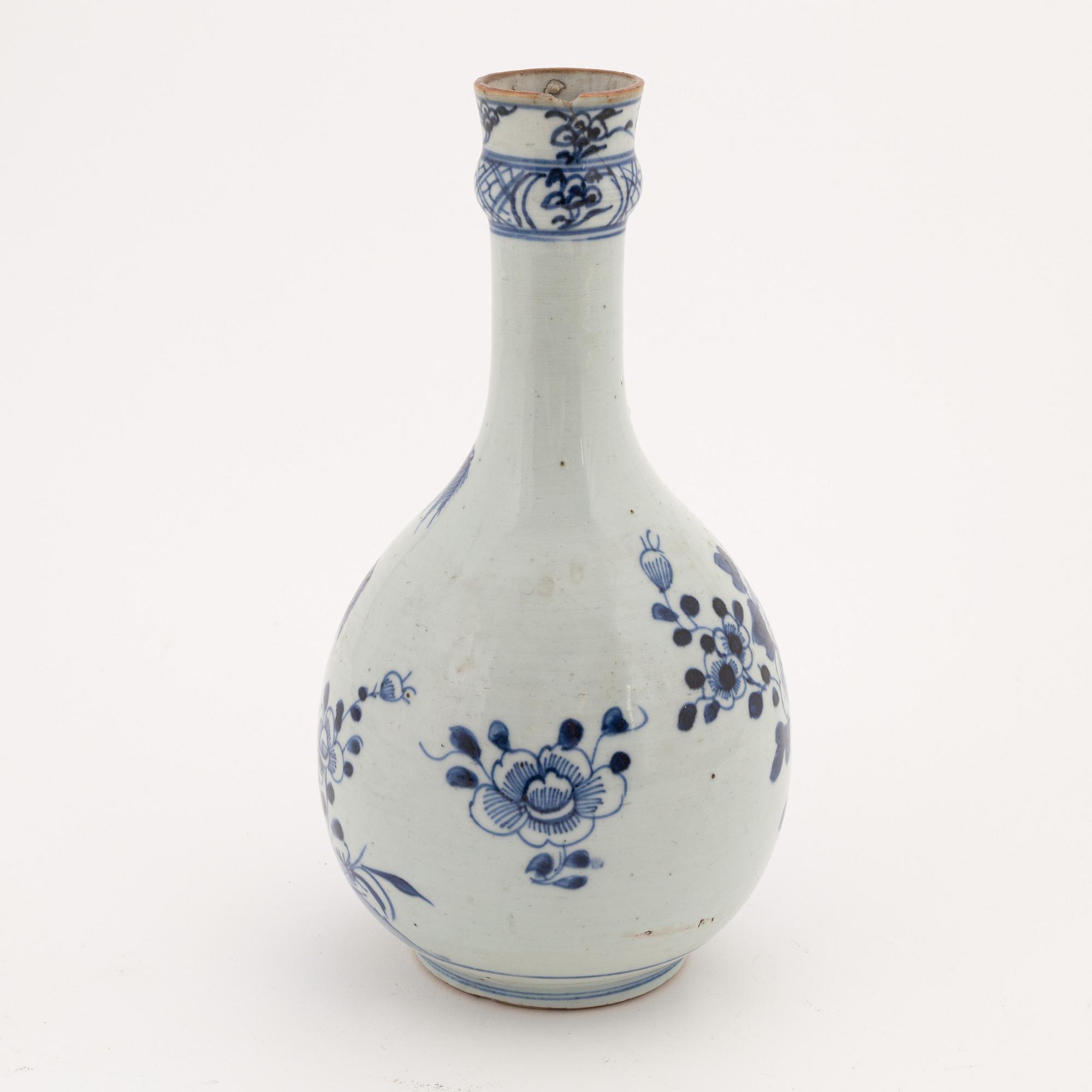 Terrinfat samt vas, kompaniporslin. Kina, Qingdynastin, Qianlong (1736-95).