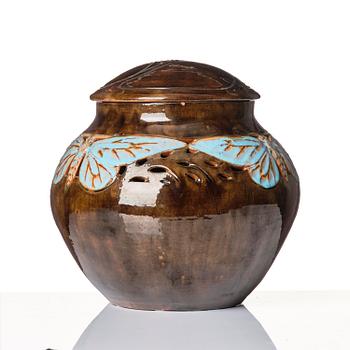 Hilma Persson-Hjelm, a glazed earthenware art nouveau lidded tureen with a plate, executed i her studio, Arvika 1919. No 8812,  plate 1699.