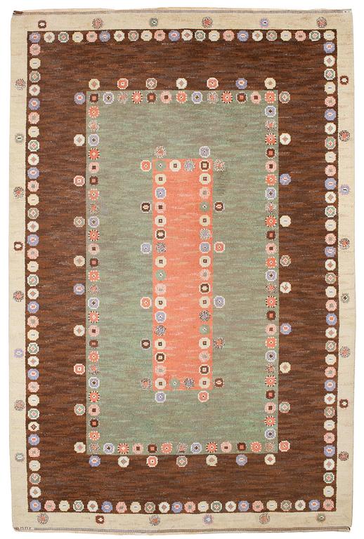 MATTA. "Tusenskönan" ("Bellis"). Flossa. 317 x 208 cm. Signerad AB MMF (AB Märta Måås-Fjetterström).