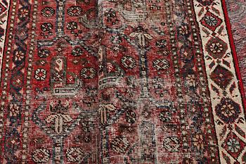 Matta, Perisk, vintage design, ca. 276 x 190 cm.