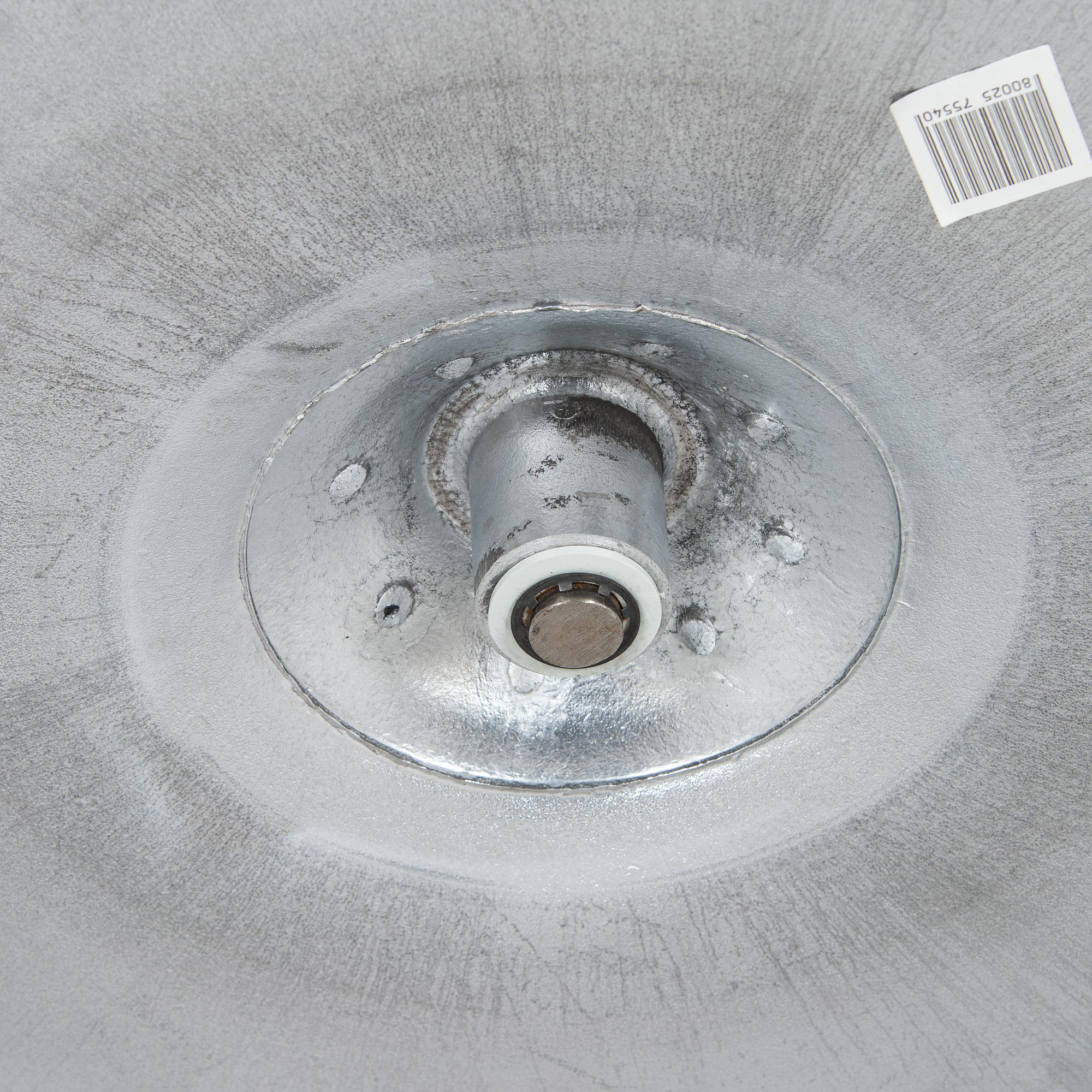 Eero Aarnio, a 'Ball Chair' for Adelta, 2008.