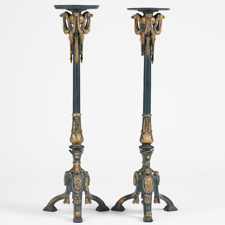 Piedestaler, ett par , 1800-talets slut.