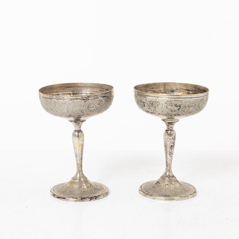 Cocktailglas, 6 st, samt bricka, silver, Iran, 1900-tal.