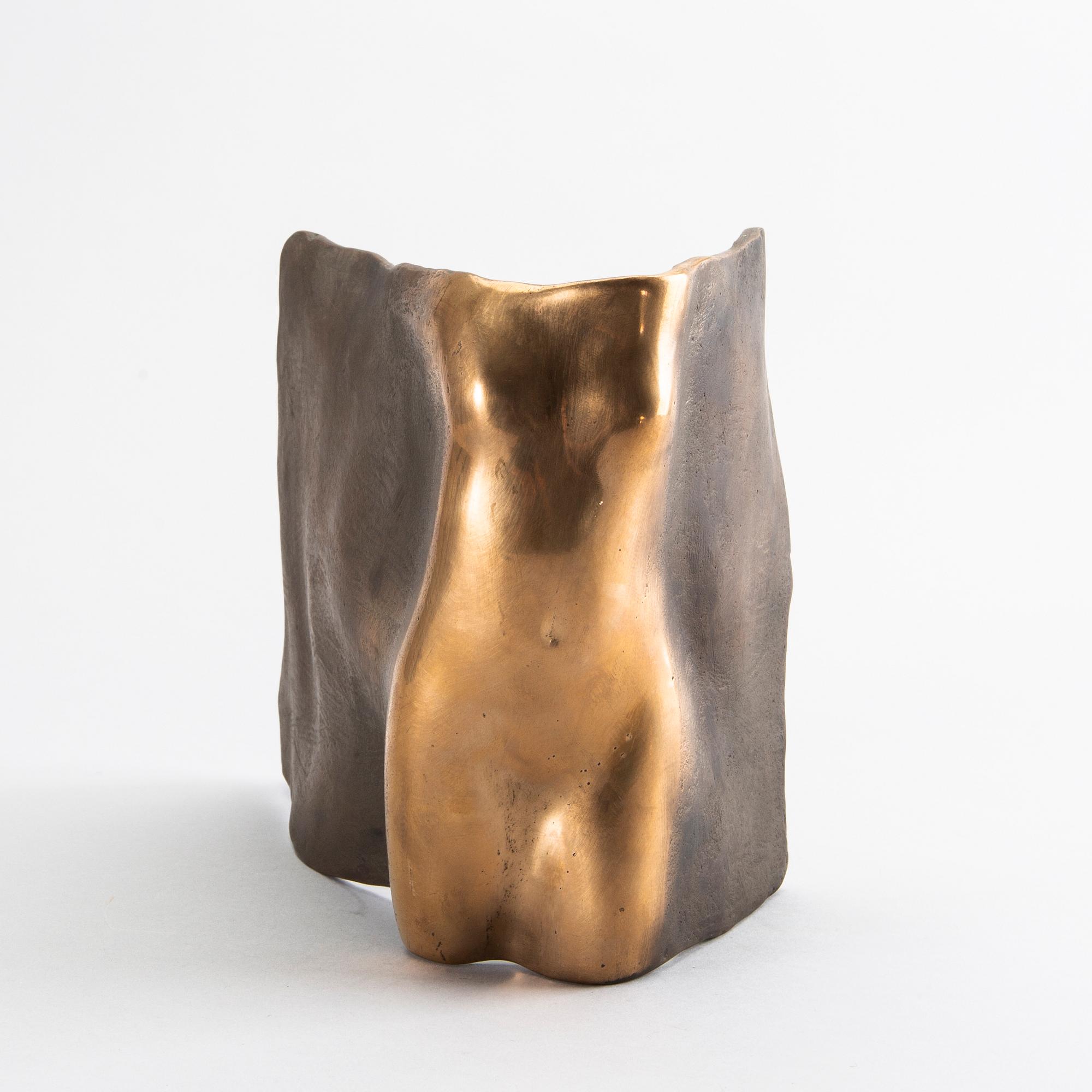 BARBRO BÄCKSTRÖM, Skulptur, brons, numrerad 7/8, signerad BB/HB, daterad 1984.