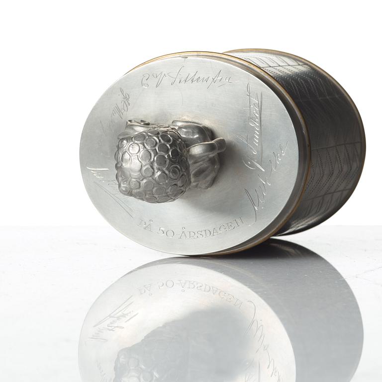Anna Petrus, & Estrid Ericson, a pewter cigar box with cover by Svenskt Tenn, Stockholm 1928.