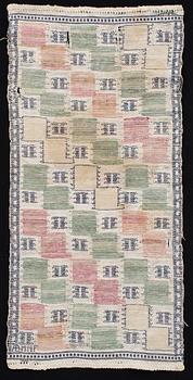 VÄVNAD, "Löwendal", inplock på linnebotten, AB MMF (AB Märta Måås-Fjetterström). Ca 77 x 38 cm.