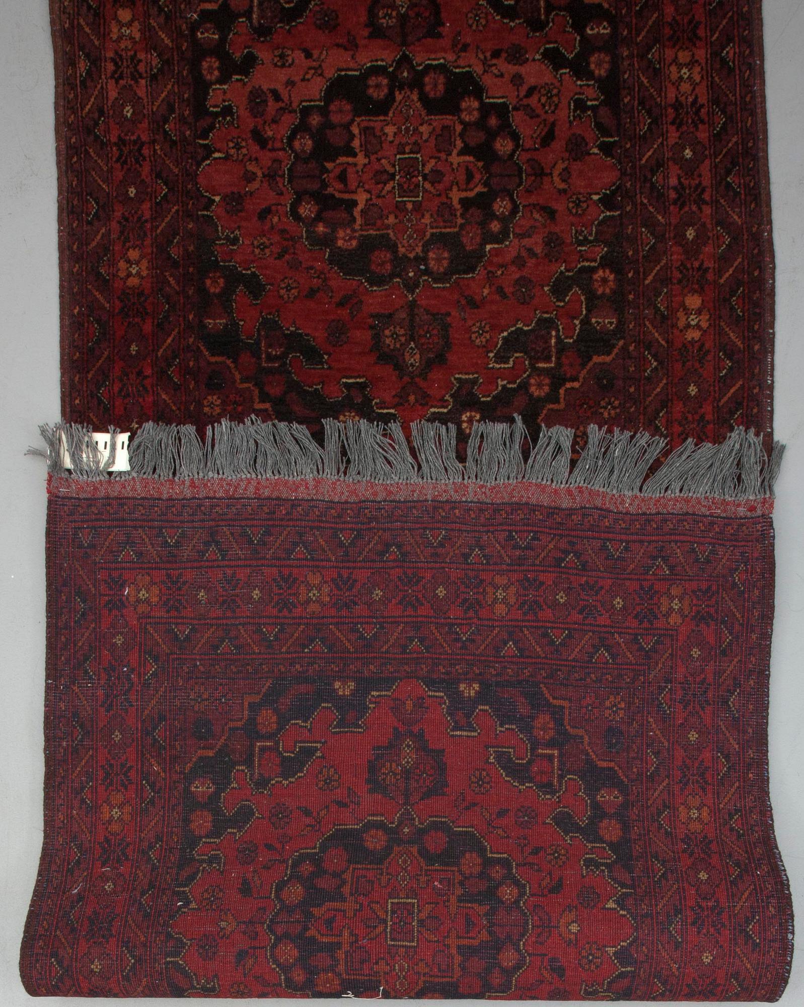 GALLERIMATTA, orientalisk. 393x84 cm.