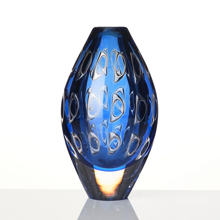 Ingeborg Lundin, a vase, Ariel, Orrefors, 1961.