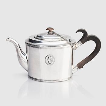 276. A Finnish silver teapot, mark of Henrik Sandberg, Helsingfors 1813.
