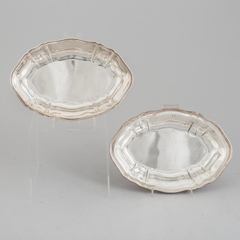 A silver plated lidded pan.